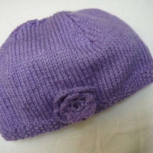 Bonnet tricoté violet parme de 18 mois à 6 ans acrylique (47/54cm)