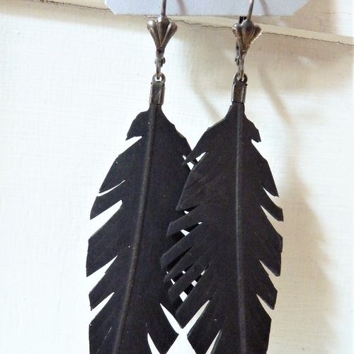 Boucles d'oreille "plumes" pendantes en chambre à air n°12