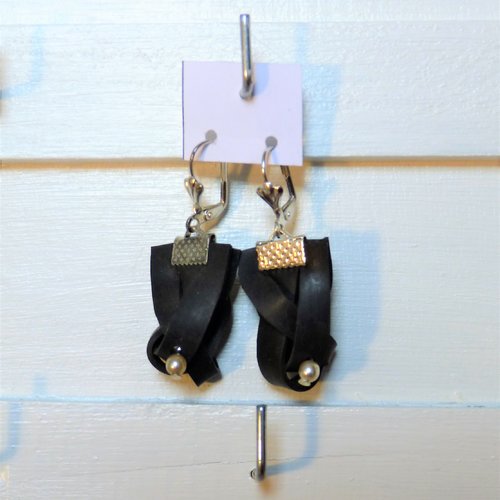 Boucles d'oreille "natte " pendantes en chambre à air n°11