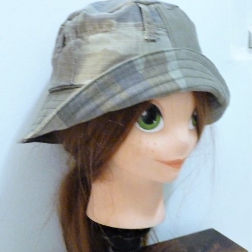 Bob "fada" en patchwork de jean recyclé kaki/camouflage taille m n°230