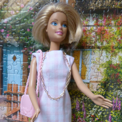 Vêtement pour poupée barbie - robe chic