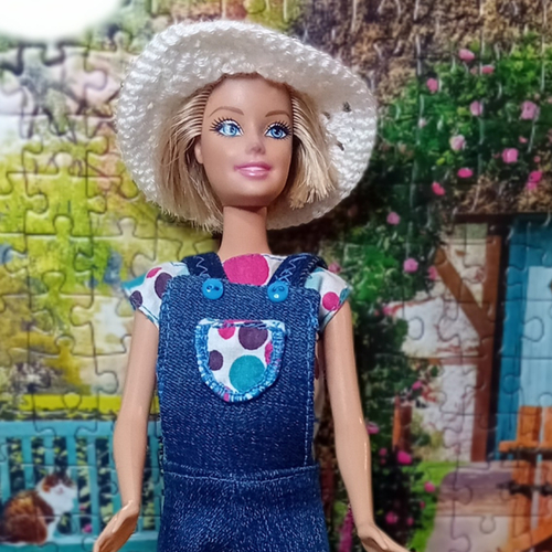 Pantalon salopette - haut et chapeau pour poupée barbie modèle unique
