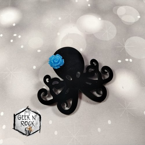 Broche pieuvre steampunk avec fleur kraken 
