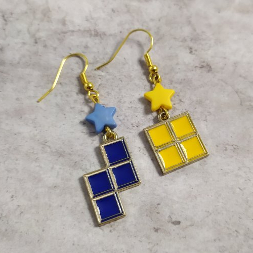 Boucles d'oreilles geek retro gaming  jeux vidéo console tetris gameboy