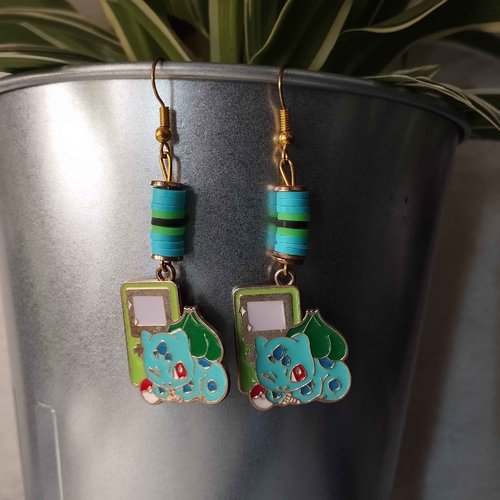 Boucles d'oreilles geek attrapez les tous ! bulbizarre et son gameboy  pokemon