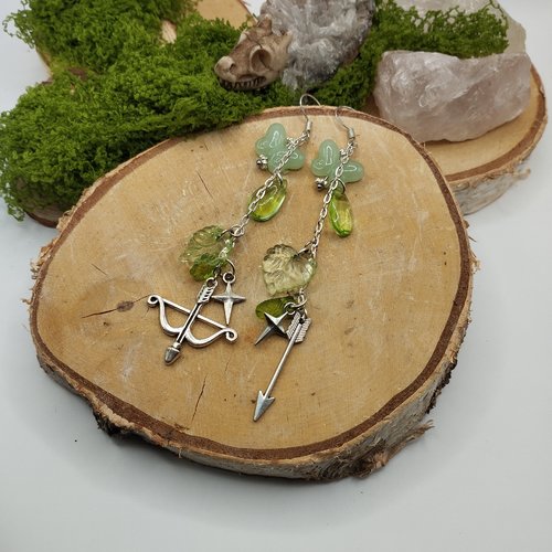 Boucles d’oreilles "éveil de la sylve" – arc, flèche & feuillage enchanté