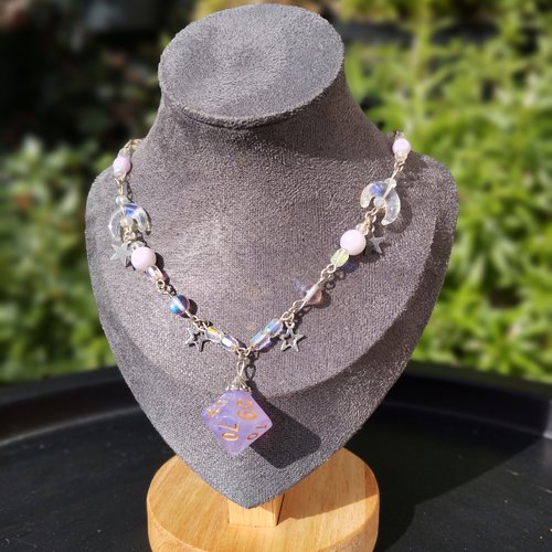 Collier d10 des rêves lunaires