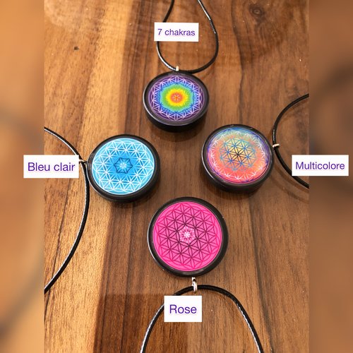 Nouveautés 2021. pendentif fleur de vie shungite. bijoux énergétiques et bien-être.