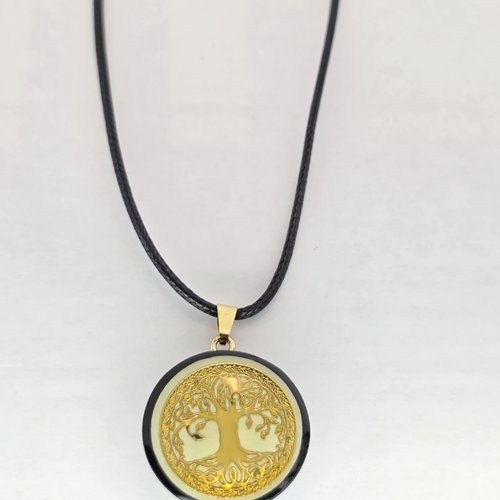 Pendentif artisanal à base de shungite - recto-verso arbre de vie doré sur fond crème phosphorescent & arbre de vie