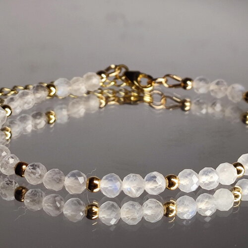 Bracelet en perles de pierre de lune arc-en-ciel 4mm sur gold filled