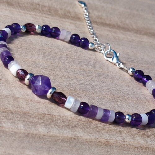 Bracelet en perles d' améthyste, de quartz rose et de nacre sur argent 925
