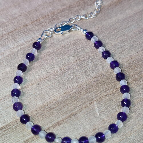 Bracelet en perles de pierre de lune et d' améthyste sur argent 925