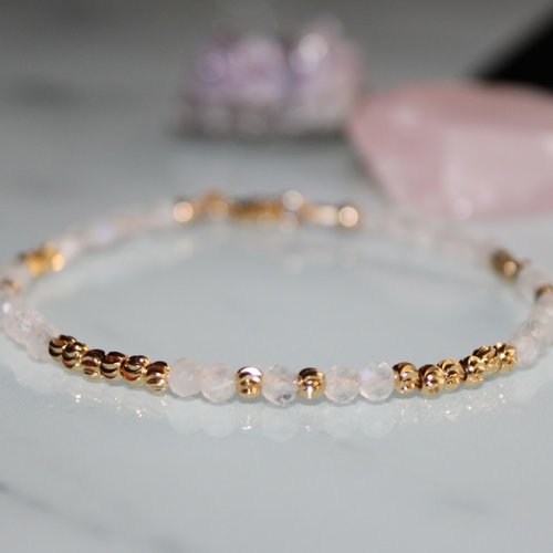 Bracelet pierre de lune 3 mm facettée, perles plaqué or et gold filled 14k