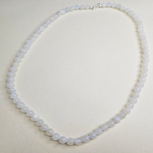 Collier perles en pierre de lune blanche
