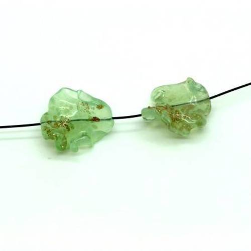  perle  en verre feuille vert d'eau 20x15mm x2 