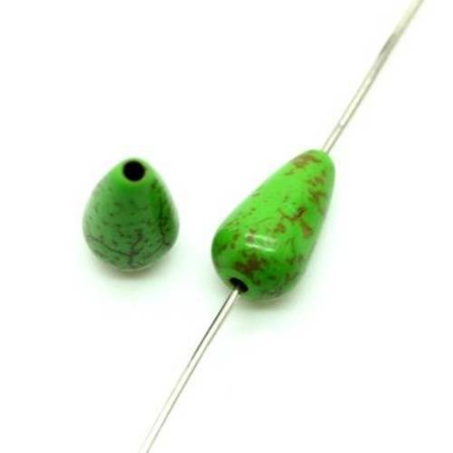 Perle goutte  en howlite vert 15x8 mm x 5 
