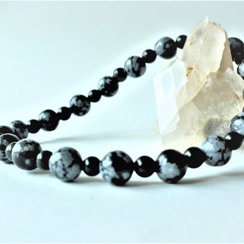 Bracelet obsidienne noire et flocon de neige, pierres naturelles 6 et 4 mm. homme femme. pierre fine gemme.