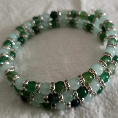 Bracelet vert        vendu