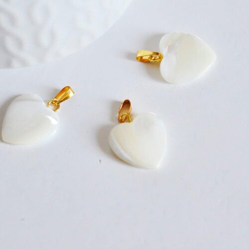 Pendentif coeur nacre blanche naturelle doré,pendentif coeur,coeur nacre,coquillage blanc,création bijou, 19mm, l'unité,g1066