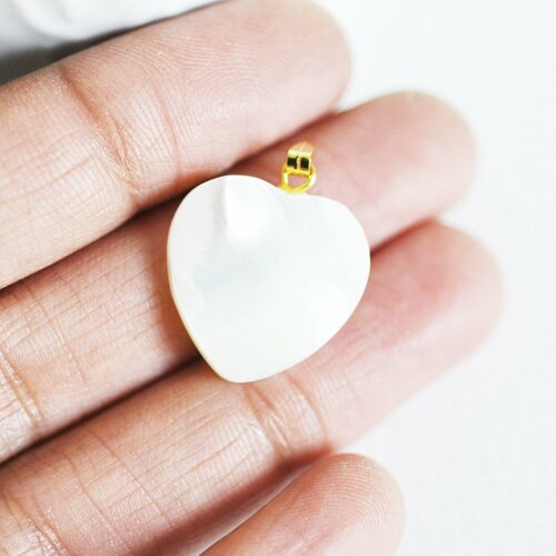 Pendentif coeur nacre blanche naturelle doré,pendentif coeur,coeur nacre,coquillage blanc,création bijou, 20mm, l'unité,g2609