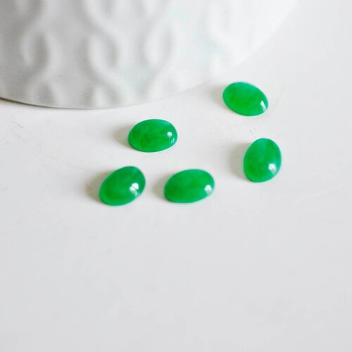 Cabochon jade vert, cabochon ovale, pierre dôme,cabochon jade vert,jade naturel,8x6mm,pierre naturelle,jade vert-g1552