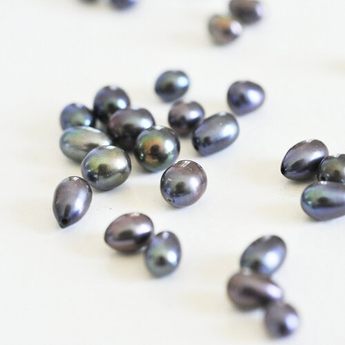 Perle naturelle noire, fourniture créative, perle semi percée de culture,création bijoux,perle noire, perle eau douce,7mm,l'unité, g348