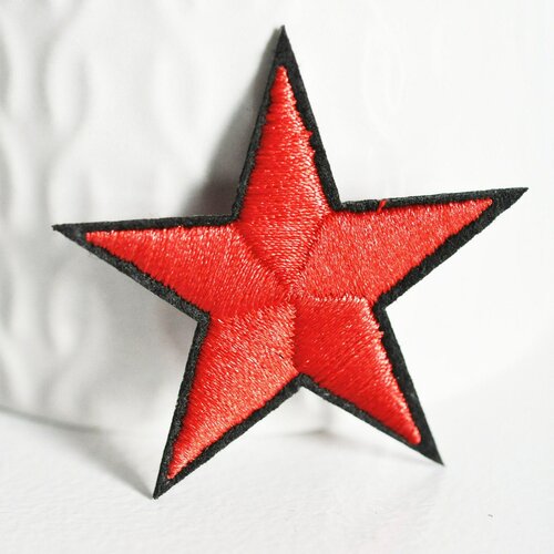Ecusson brodé à repasser étoile rouge customisation vêtement, écusson thermocollant,patch écusson brodé,43.5mm, lot de 2, g2856