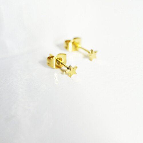 Boucles puces acier doré étoile, bijoux doré, création bijoux,boucles étoile,sans nickel,la paire, boucles acier,4mm,g2412