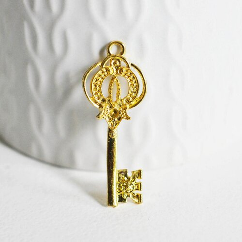 Breloque clef zamac doré 18k,création bijoux,pendentif amour, pendentif clé,41mm, l'unité g3792
