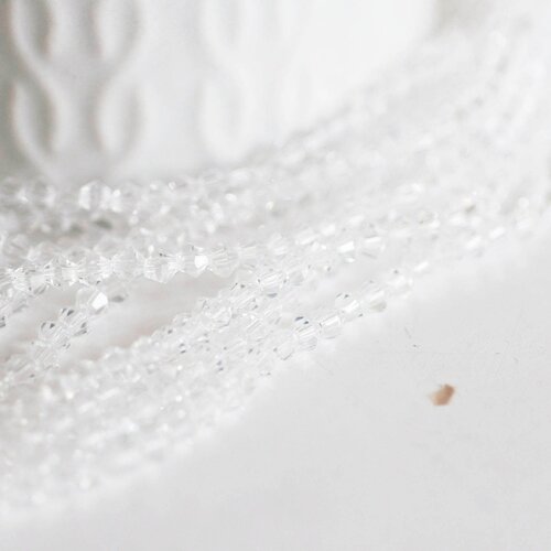 Perles cristal toupies facette transparent,perles bijoux, perle cristal transparent bicone facette,3mm,fil de 45 cm,g1632