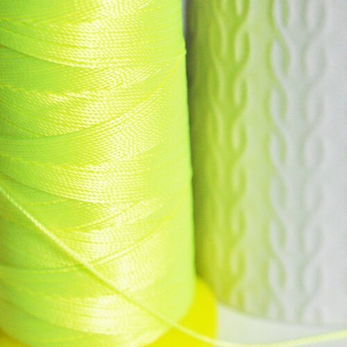Fil jaune fluorescent, fil à broder,fil couture, scrapbooking, fil jaune, fil nylon jaune, 0.8mm, les 10 mètres,g2882
