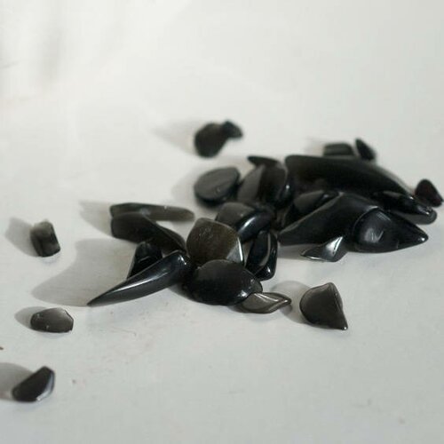 Sable pierres noires, fournitures créatives, chips mineral, pierre naturelle,pierre semi-precieuse, création bijoux, sachet 20 grammes g227