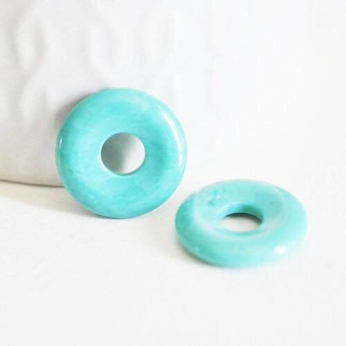 Pendentif donut turquoise sinkiang teinté,pendentif turquoise, pendentif pierre, turquoise naturelle,20mm, l'unité,g2531