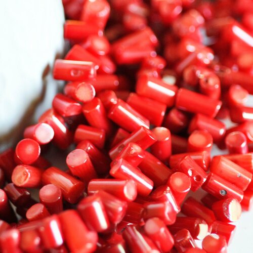 Perle stick corail rouge, fournitures créatives, perles corail, fabrication bijoux,corail rouge,corail naturel, fil de 75 perles,6x9mm-g990