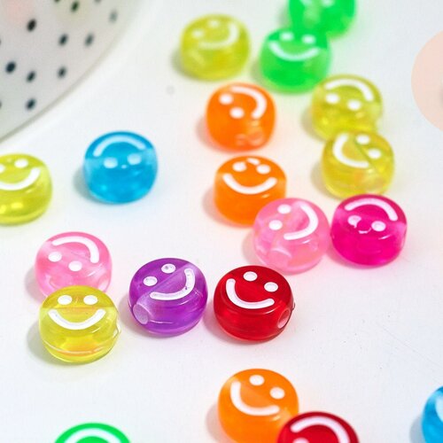 Perle smiley en plastique transparent 10mm , perle sourire en plastique coloré, couleur mélangées,lot de 10 grammes g5576