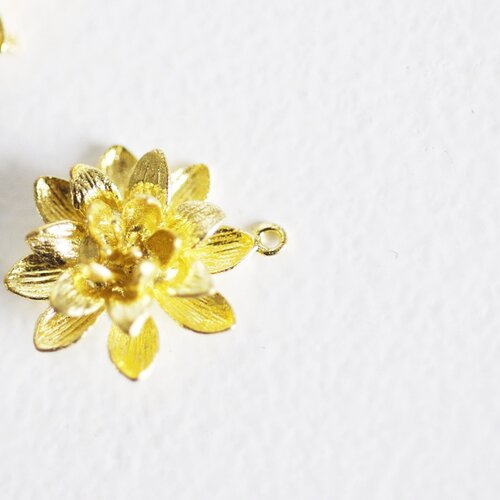 Pendentif fleur dalhia, pendentif laiton brut, bijou laiton,fleur laiton bijoux,pendentif laiton brut,lot de 2,18.5mm, g440