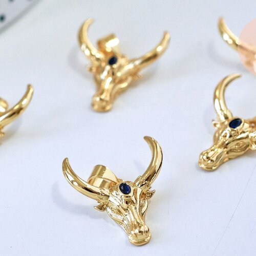 Pendentif laiton doré 18k tête de vache &amp; zircon, un bijou en laiton doré sans libération de nickel,21mm l'unité g5854
