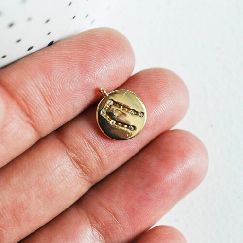 Pendentif médaille ronde gémeau laiton doré 18k, un pendentif doré astrologique création bijoux sans nickel,13mm, l'unité g3585