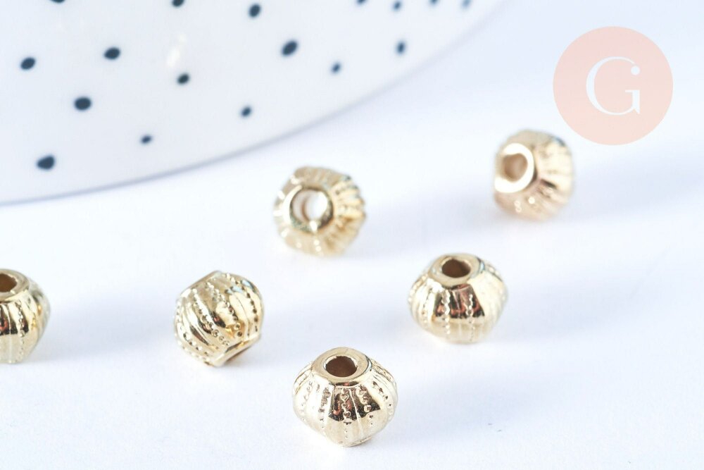 De jolie créoles en perles nacre heishi  Gingerlily Perles Nos tutoriels  de bijouterie blog