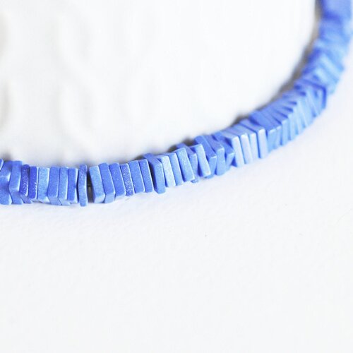 Perle agate heishi carre bleu, perle agate naturelle,pour création de bijoux en pierre naturelle,4.5mm,fil de 340 perles g3878