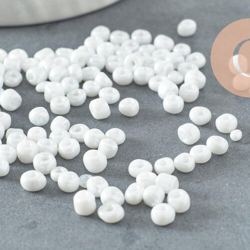 Grosses perles rocaille blanches irisées 4mm , perle rocaille blanche irisée, x 10gr (g0189)
