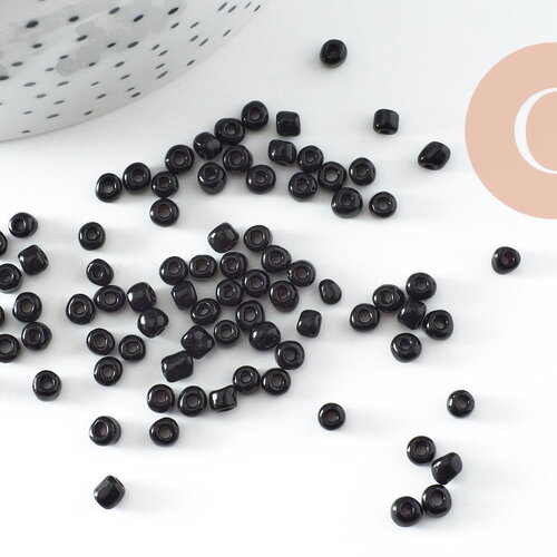 Grosses perles rocaille noire 4mm, x10gr (g0901)