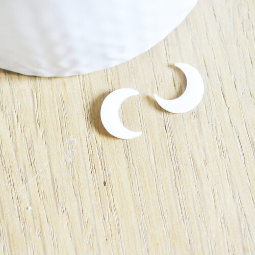 Lune nacre blanche naturelle,pendentif lune,coquillage blanc,corne percée,création bijoux,pendentif nacre,13x12mm, les 2,g3253