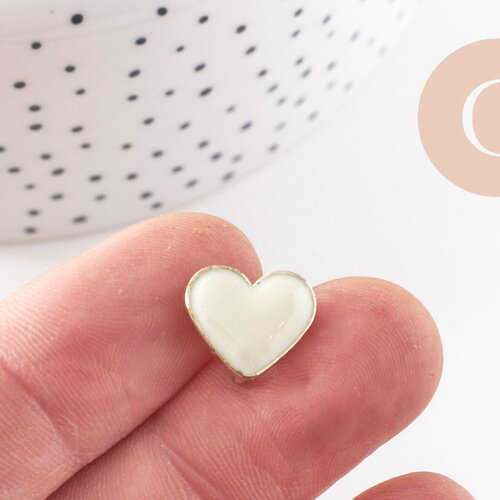 Boucles puces zamac doré coeur émail blanc à personnaliser 11.5mm, x2 (g9900)