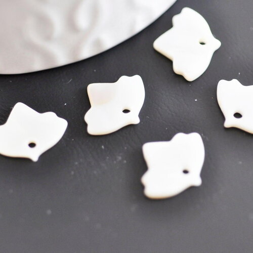 Pendentif feuille nacre blanche naturelle, perle fleur,nacre naturelle,coquillage blanc,création bijoux,14mm,x10 (g0910)