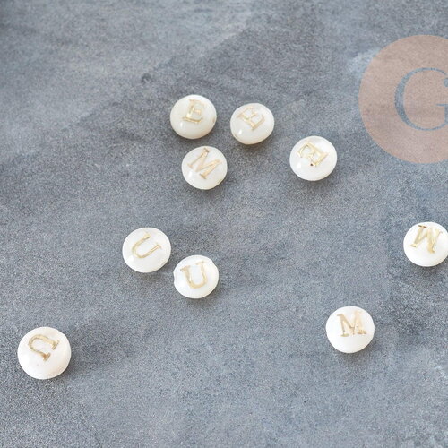 Perle ronde nacre blanche lettre dorée 6x4mm, nacre et coquillage, x1 (g9063)