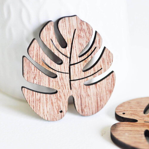 Pendentif feuille monstera bois naturel 49mm, création bijoux bois, x1 (g2452)