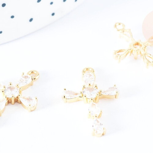 Pendentif croix laiton doré 18k zircons blancs transparents 24mm, création bijoux porte bonheur en zircon, x1 g6988