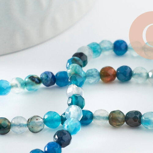 Perle ronde agate naturelle teintée bleu océan facettée 4mm, x1 fil de 37cm (g1527)