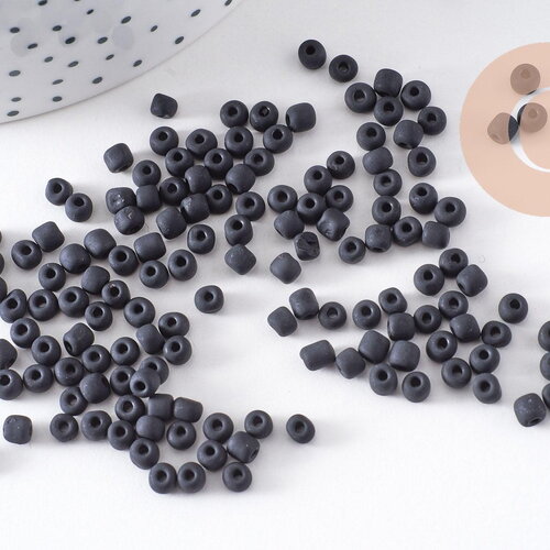 Grosses perles rocaille noir mat 3.5-4mm, x10gr (g10400)